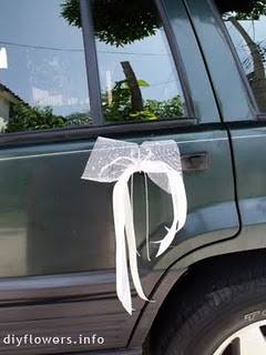 Decoración para el coche de los novios
